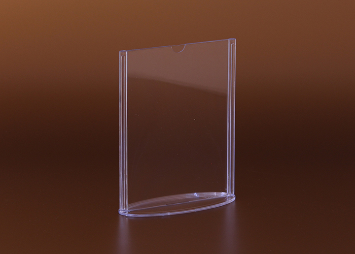 Éttermekbe menütartó, itallaptartó táblának, üzlethelyiségbe információ közlés céljából. A plexi laptartóba felülről lehet becsúsztatni a papírlapot.