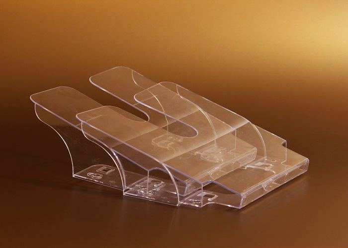 Falra szerelhető plexiből készült, bővíthető több rekeszes szórólaptartó, amely egymásba helyezhető elemekből áll, így rugalmas megoldást kínál szórólapok, prospektusok és információs anyagok rendezett megjelenítésére üzletekben, irodákban és közösségi terekben.