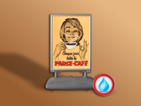 Kültéri kétoldalas megállító tábla, PET előlappal, kipattintható kerettel, vízzel tölthető, gurulós talppal.