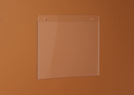 Falra szerelhető plexi laptartó. A laptartóba oldalról lehet becsúsztatni a papírlapot.